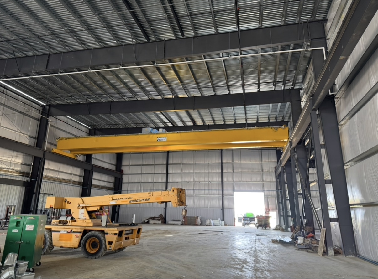 Installed double-girder bridge crane in an industrial facility